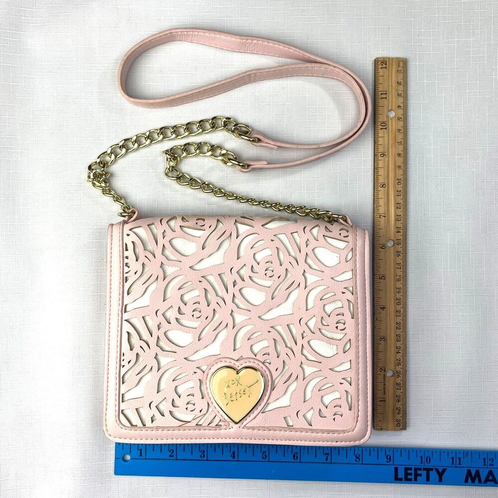 Betsey Johnson PINK DIE CUT LEATHER FLORAL BAG! Gold Chain Shoulder Crossbody